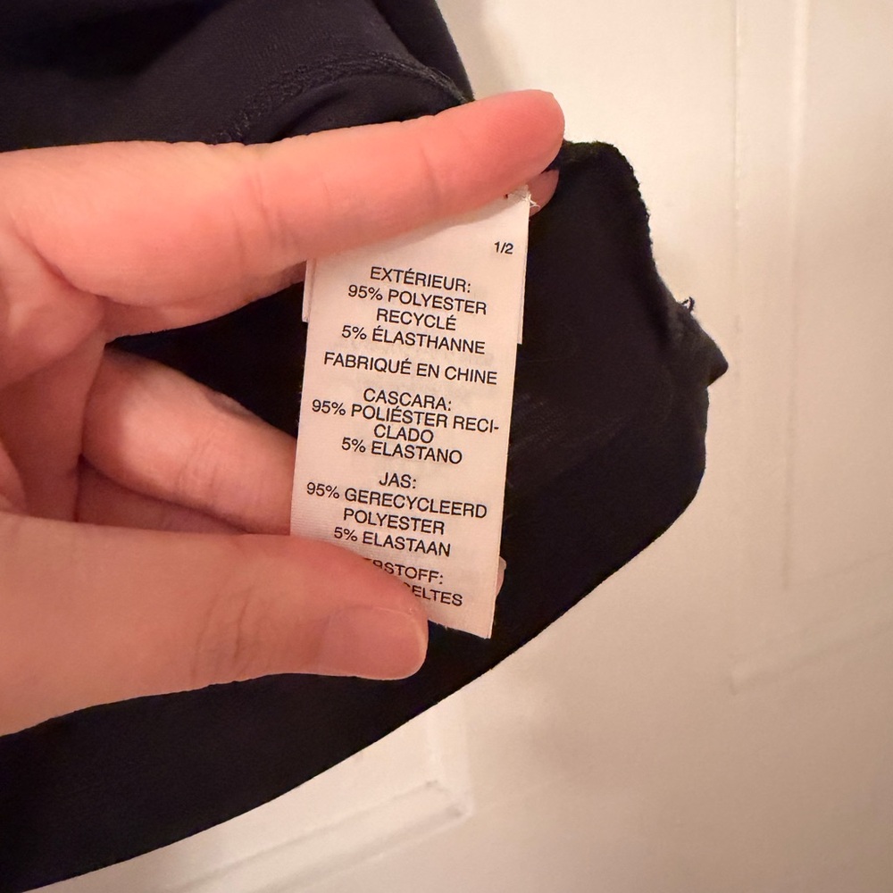 Vuori Men's Black Short Sleeve Tee - Picture 4 of 5